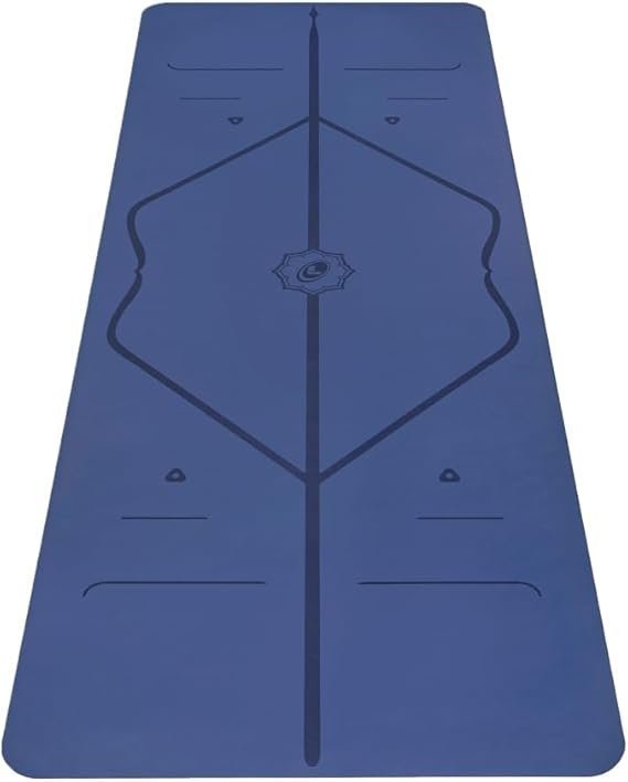 41CKJ7Q5yL._AC_SX569_.jpg Liforme Original Yoga Mat – Free Yoga Bag Included – Patented Alignment System, Warrior-like Grip, Non-slip, Eco-friendly, sweat-resistant, long, wide, 4.2mm thick mat for comfort - Image 1