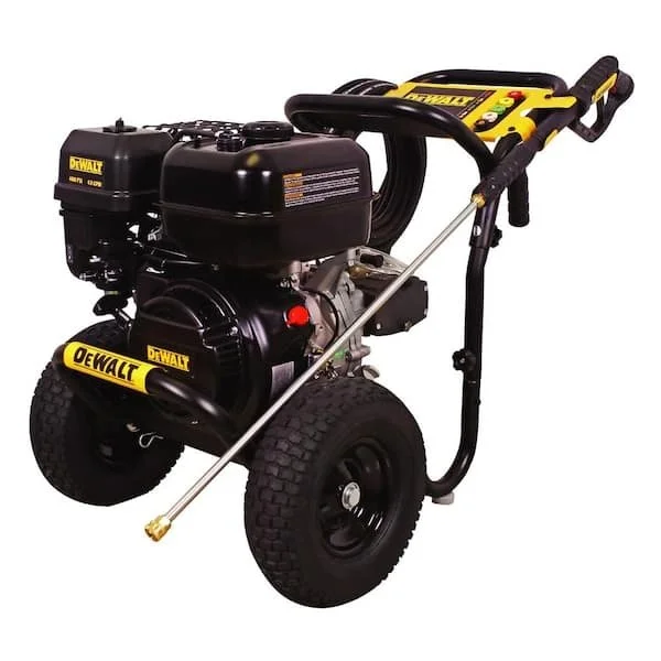x1-15-1-1.webp DEWALT 4400 PSI 4.0 GPM Gas Pressure Washer with AAA Triplex Pumps - Image 1